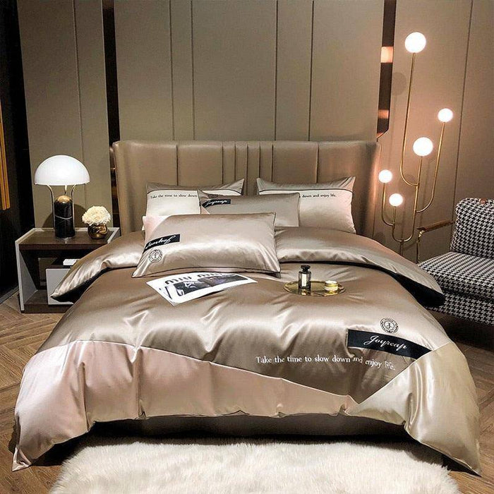 Geometric Patchwork Bedding Set: Comfortable Satin and Cotton Duvet Cover