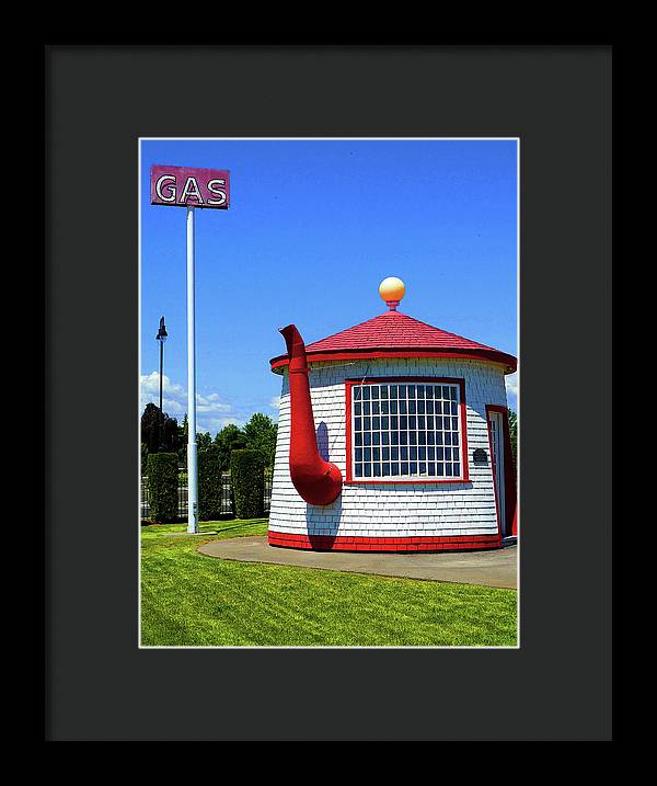 Historic Teapot Dome Service Station - Framed Print - Fry1Productions
