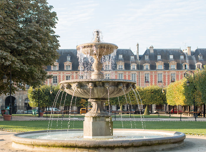 Spring in Place des Vosges