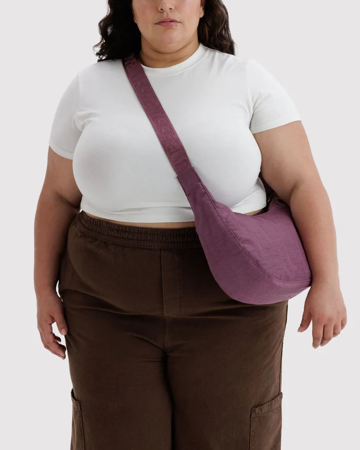 Wild Plum Medium Crescent Baggu